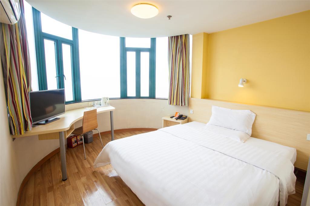 7Days Inn Guilin Zhengyang Road Pedestrain Street Exterior photo