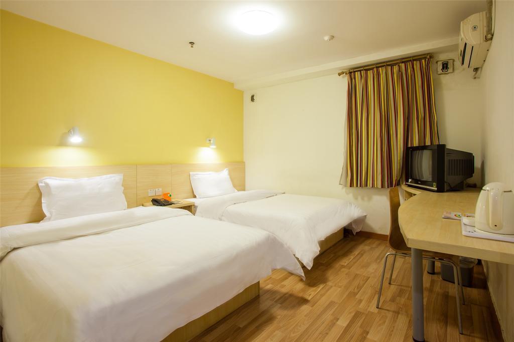 7Days Inn Guilin Zhengyang Road Pedestrain Street Exterior photo